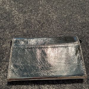 Kendall and Kylie clutch